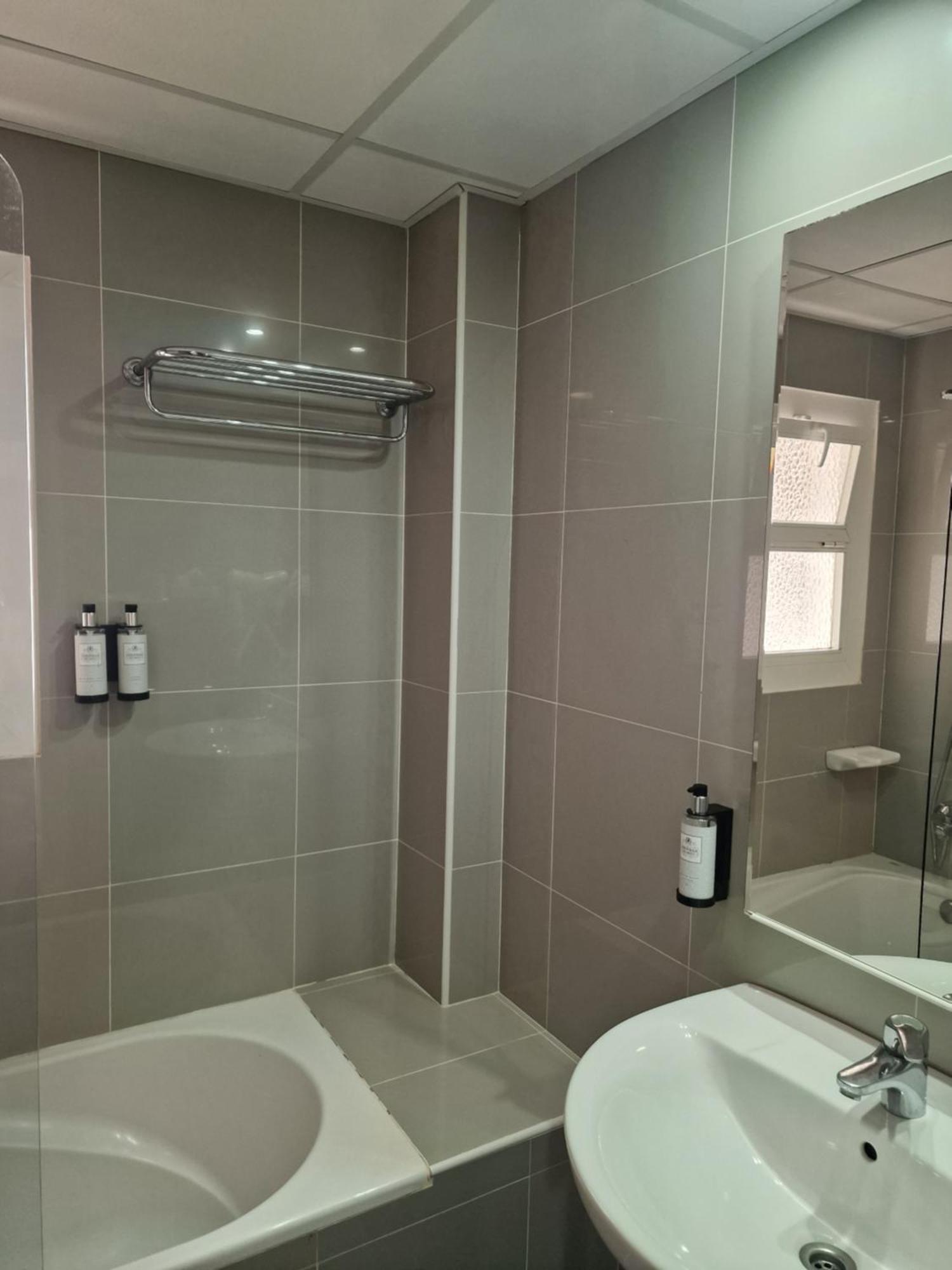 Apartamentos Costamar II Es Pujols Kültér fotó