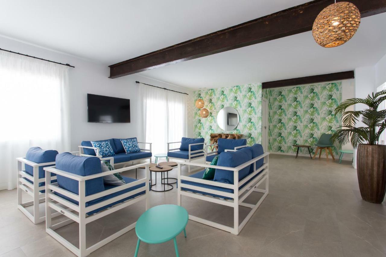 Apartamentos Costamar II Es Pujols Kültér fotó